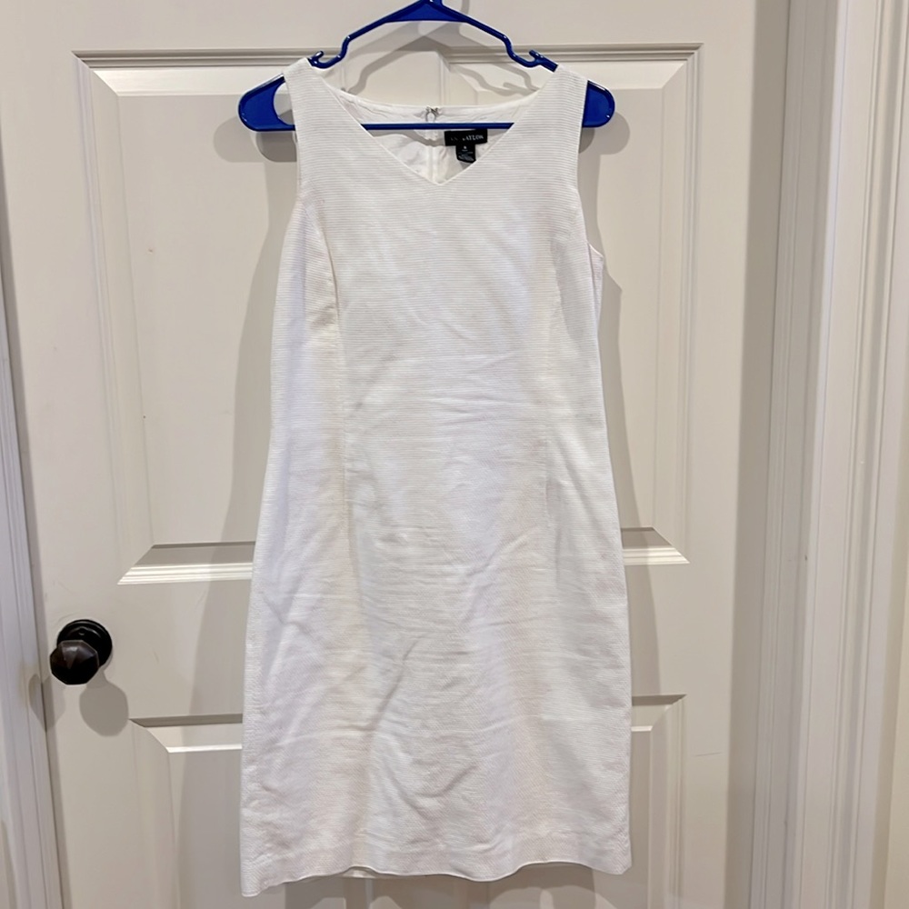 Sleeveless white cotton Pique dress